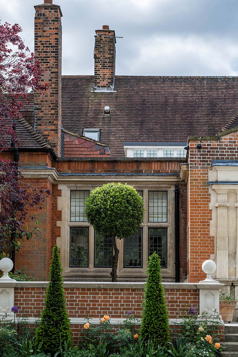 JHGDsut 2205 KidBRK 2716 HDR web