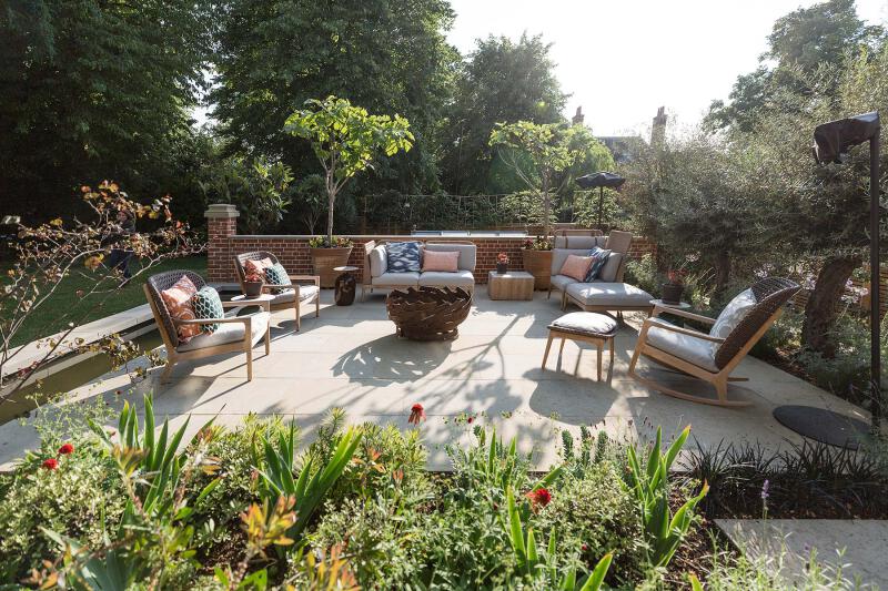 JHGDsut 220728 Kidbrooke back 2258 web