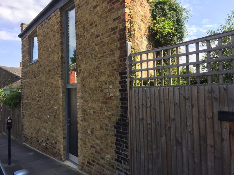 14E22FDE ECD1 4E10 B2B8 6618A683B390 1 105 c