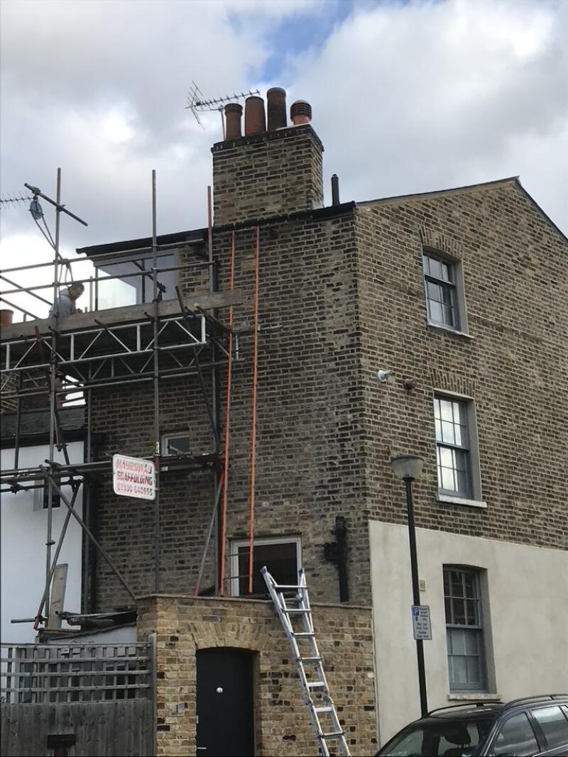 F6FAB478 72D1 4836 908A 1216F0DF5453 1 105 c