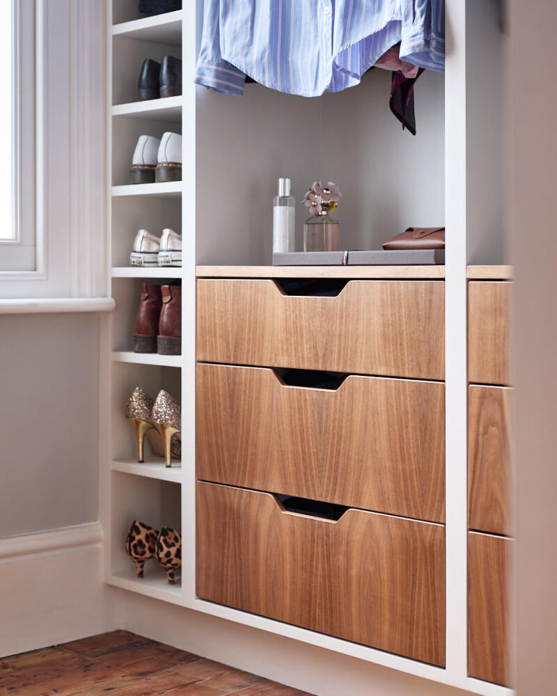 FB Web  240408 5BG 04 Dressing room 094