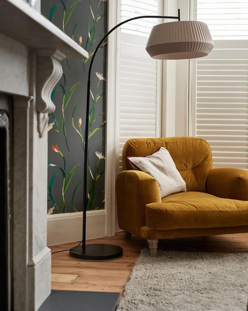 FB Web  240408 5BG 05 Living Room 115